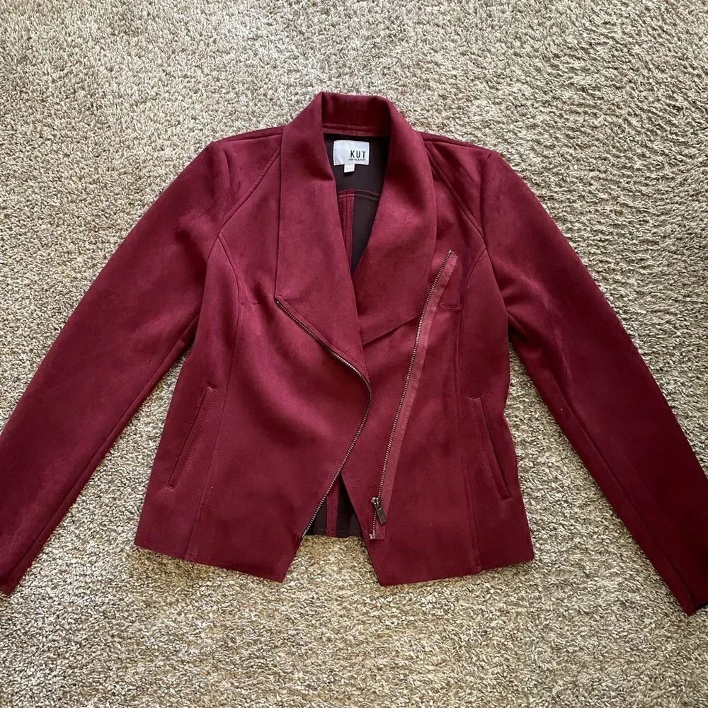 💼Like New KUT Wine Carina Moto Jacket, Asymmetrical Zipper side slash po… - Picture 3 of 13